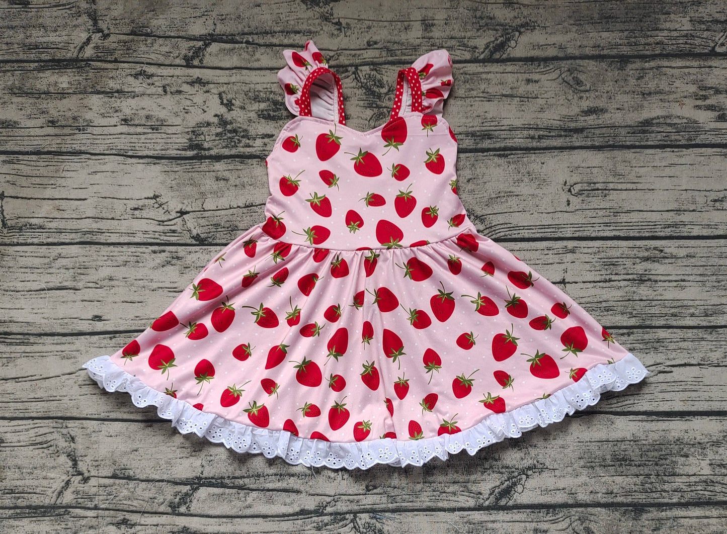 Boutique Sleevelesss Strawberry Flutter Sleeve Knee Length Dress