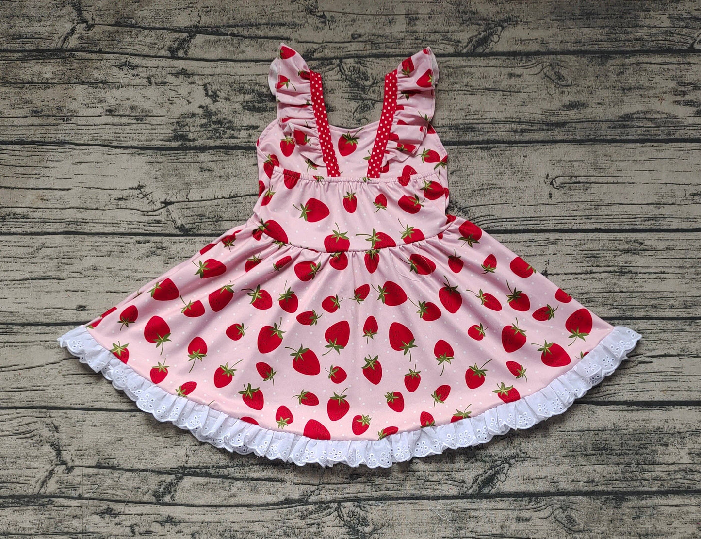 Boutique Sleevelesss Strawberry Flutter Sleeve Knee Length Dress