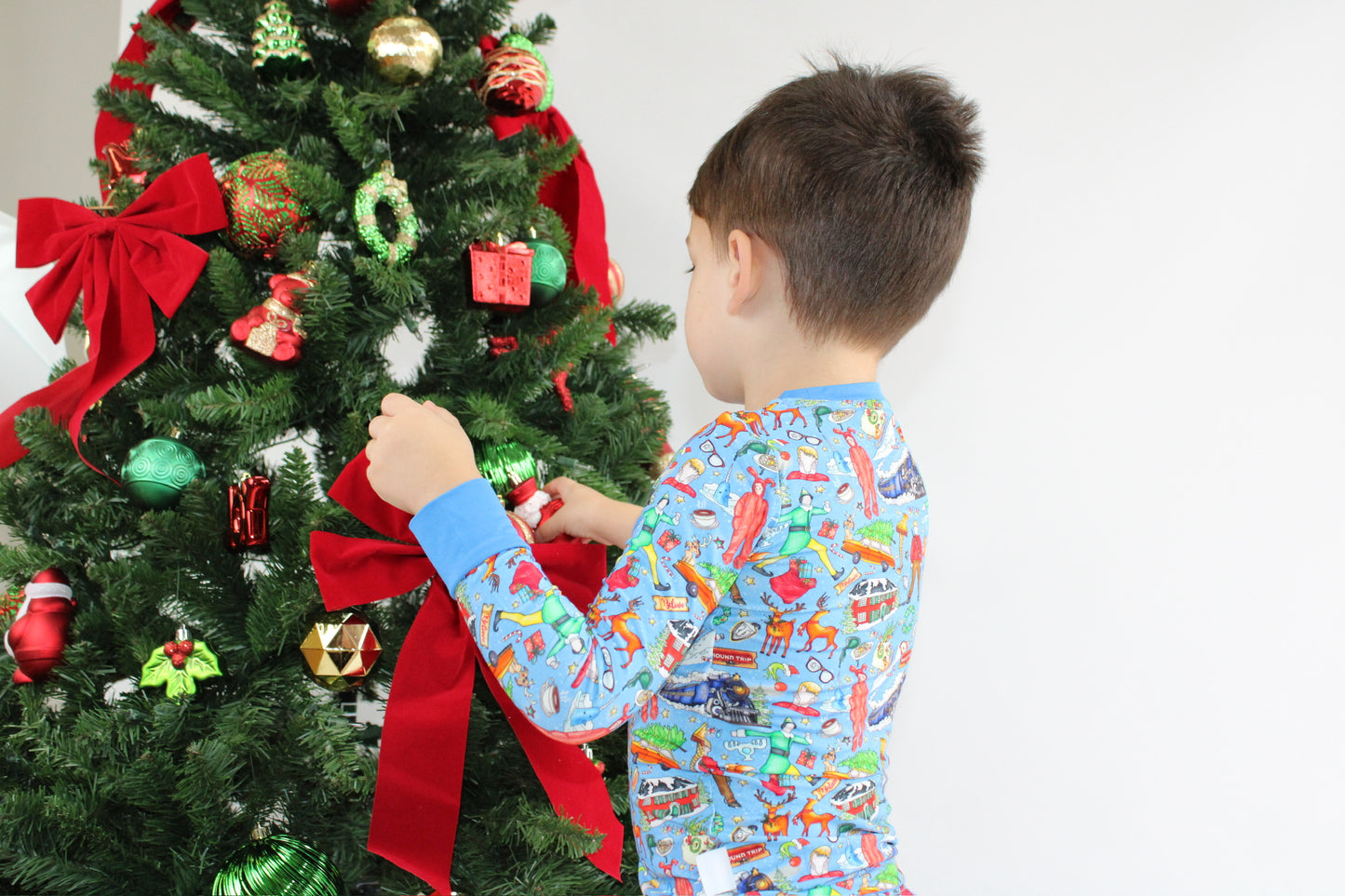 Classic Christmas Films Long Sleeve Two Piece Pajama Set